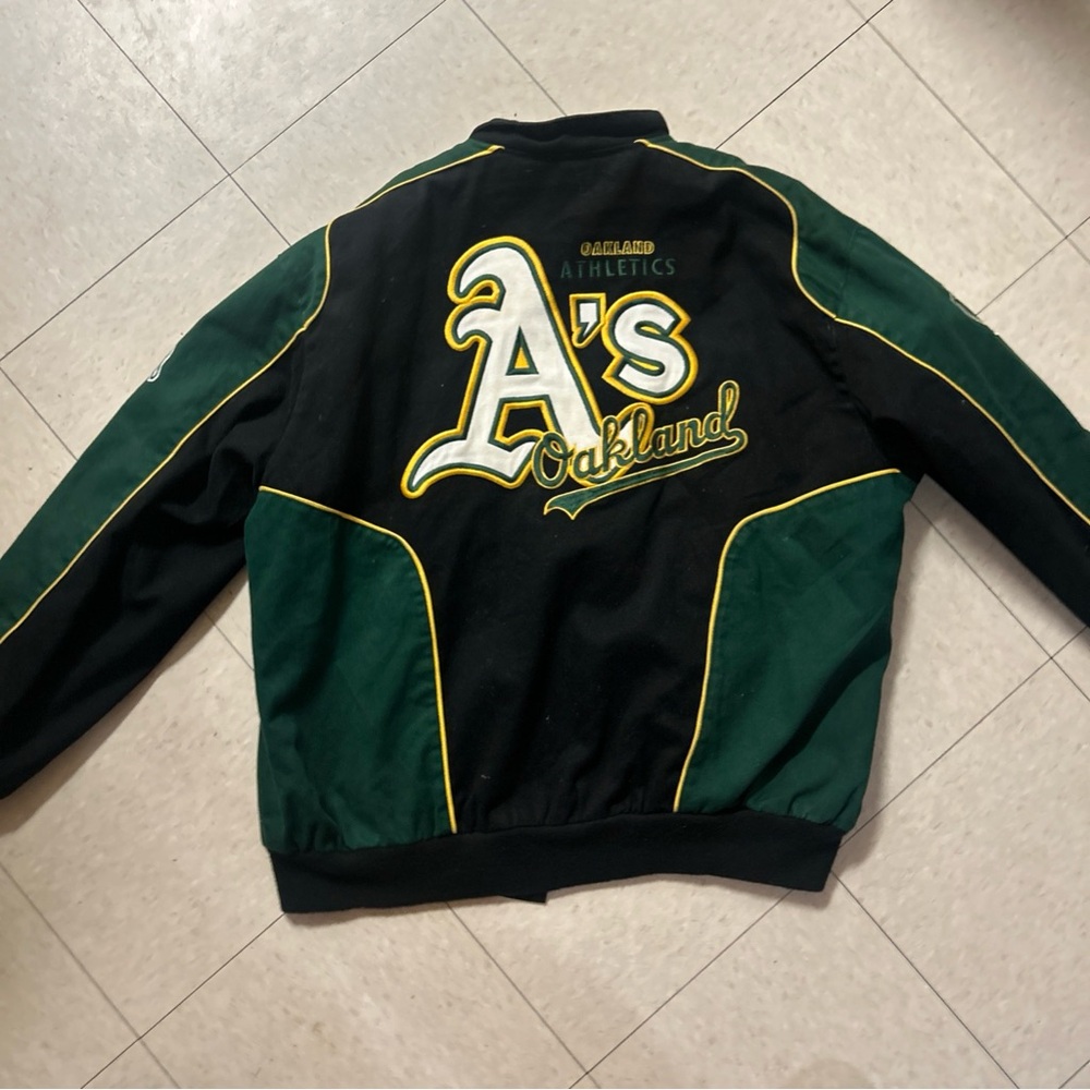 Genuine Merchandise Oakland A's Green and Black Varsity Bomber Jacket - Picture 12 of 13